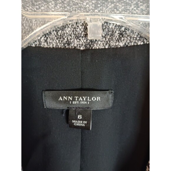 Ann Taylor Black Tweed Blazer Jacket Cropped Sz 6 Office Classic - Picture 4 of 4